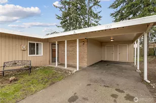 1727 120th St S, Tacoma, WA 98444 - Photo 2