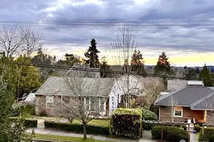 9818 61st Ave S, Seattle, WA 98118 - Photo 14