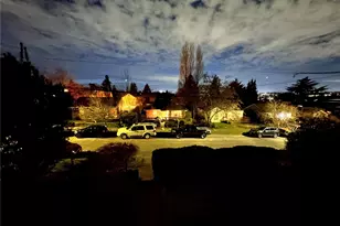 9818 61st Ave S, Seattle, WA 98118 - Photo 6