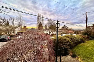 9818 61st Ave S, Seattle, WA 98118 - Photo 16