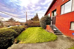 9818 61st Ave S, Seattle, WA 98118 - Photo 18