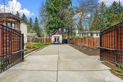 8704 NE 133rd Place, Kirkland, WA 98034 - Photo 22