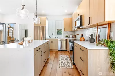 3448 NW 65th Street, Seattle, WA 98117 - Photo 8