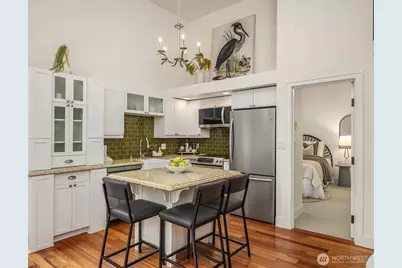 201 Galer Street #305, Seattle, WA 98109 - Photo 10