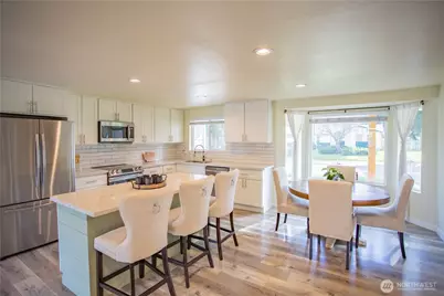 6006 16th Avenue SE, Lacey, WA 98503 - Photo 2