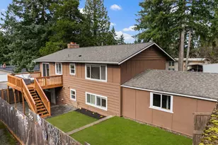 12103 SE 70th St, Newcastle, WA 98056 - Photo 16