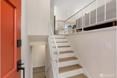 12103 SE 70th Street, Newcastle, WA 98056 - Photo 4