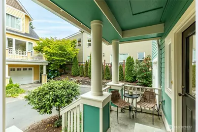 346 Wyatt Way NE #10, Bainbridge Island, WA 98110 - Photo 4