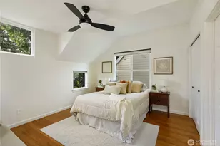 346 Wyatt Way NE, Bainbridge Island, WA 98110 - Photo 12