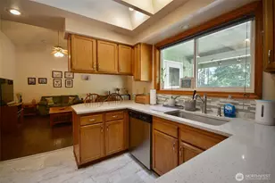 16205 Lindsay Rd SE, Yelm, WA 98597 - Photo 10