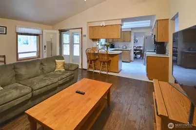 16205 Lindsay Road SE, Yelm, WA 98597 - Photo 14