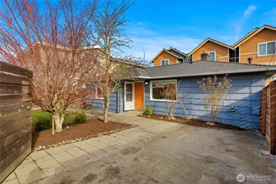 14052 Midvale Avenue N, Seattle, WA 98133 - Photo 2