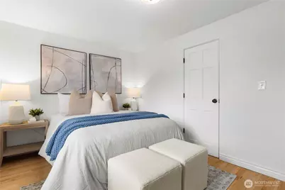 14052 Midvale Avenue N, Seattle, WA 98133 - Photo 20