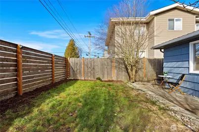 14052 Midvale Avenue N, Seattle, WA 98133 - Photo 26