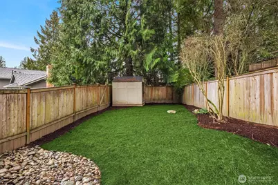 4222 205th Place NE, Sammamish, WA 98074 - Photo 36