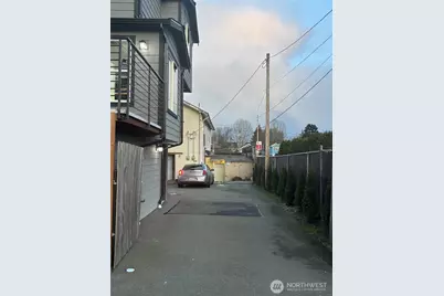 1920 Broadway, Everett, WA 98012 - Photo 10