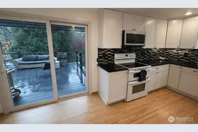 15405 NE 7th Place, Bellevue, WA 98007 - Photo 18