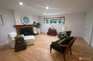 15405 NE 7th Pl, Bellevue, WA 98007 - Photo 4