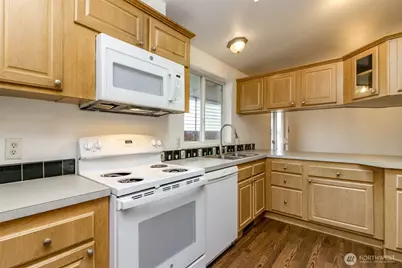 8318 38th Street E, Edgewood, WA 98371 - Photo 8