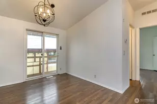 8318 38th St E, Edgewood, WA 98371 - Photo 10