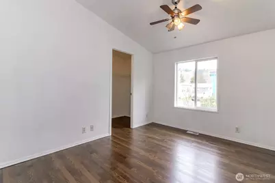 8318 38th Street E, Edgewood, WA 98371 - Photo 16