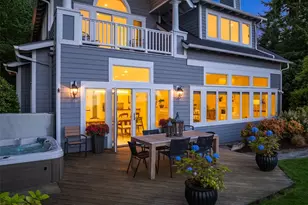 10668 NE Manor Ln, Bainbridge Island, WA 98110 - Photo 14