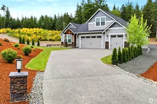 5487 Skyfall Pl NW, Bremerton, WA 98312 - Photo 2