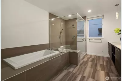 7002 23rd Avenue NW, Seattle, WA 98117 - Photo 20