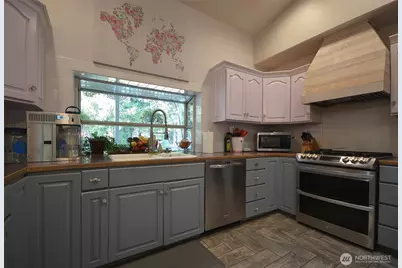 14913 Champion Estates Drive SE, Yelm, WA 98597 - Photo 10