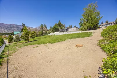 241 Lakeshore Drive, Manson, WA 98831 - Photo 18