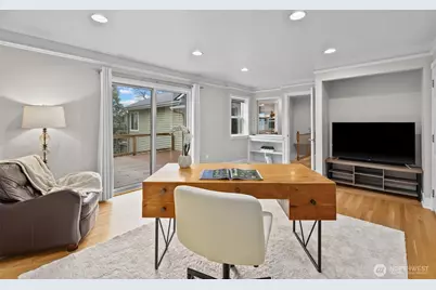 403 Slater Street S, Kirkland, WA 98033 - Photo 12