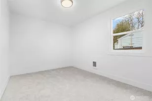 2355 S Hosmer St, Tacoma, WA 98405 - Photo 16