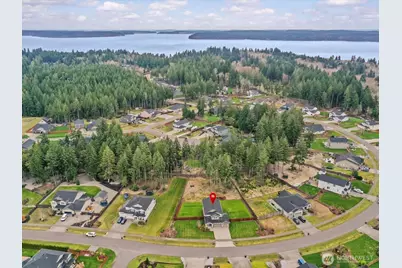 8104 52nd Avenue NE, Olympia, WA 98516 - Photo 2