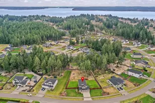 8104 52nd Ave NE, Olympia, WA 98516 - Photo 2