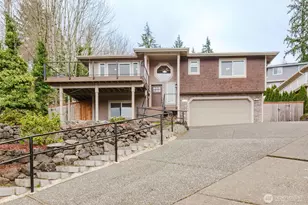 1404 Eastlake Dr, Bremerton, WA 98312 - Photo 2