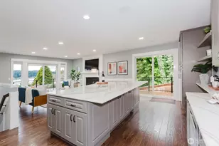 1404 Eastlake Dr, Bremerton, WA 98312 - Photo 12