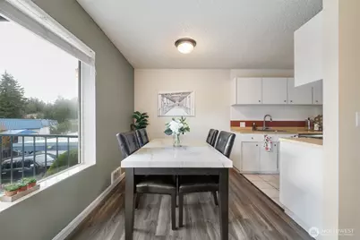 924 Shorewood Drive #B16, Bremerton, WA 98312 - Photo 8