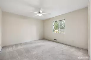 924 Shorewood Dr, Bremerton, WA 98312 - Photo 16