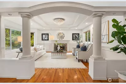 8550 NE 28th Street, Hunts Point, WA 98004 - Photo 4