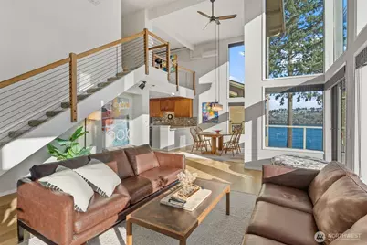 2027 Narrows View Circle NW #E244, Gig Harbor, WA 98335 - Photo 8