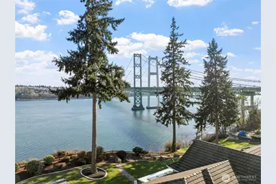 2027 Narrows View Circle NW #E244, Gig Harbor, WA 98335 - Photo 2