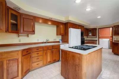 716 Heller Road, Oak Harbor, WA 98277 - Photo 28