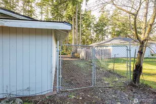 716 Heller Rd, Oak Harbor, WA 98277 - Photo 8