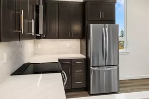 2006 120th Street NE, Seattle, WA 98125 - Photo 6