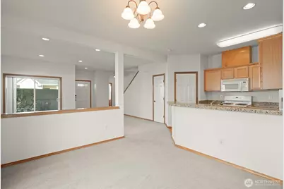 18953 108th Lane SE, Renton, WA 98055 - Photo 8