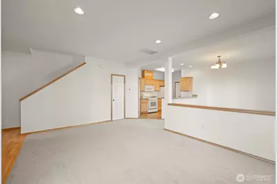 18953 108th Lane SE, Renton, WA 98055 - Photo 6