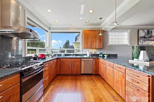 6222 37th Ave NE, Seattle, WA 98115 - Photo 4