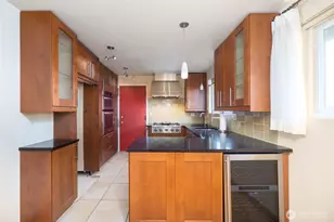 1607 25th St, Anacortes, WA 98221 - Photo 6