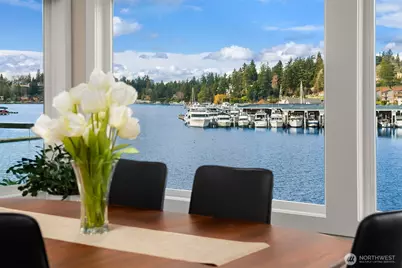 379 101st Avenue SE, Bellevue, WA 98004 - Photo 1