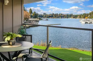 379 101st Ave SE, Bellevue, WA 98004 - Photo 2